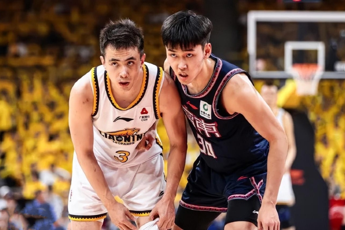 雷速直播-包含Ming遭遇二十连败，美国队教练面临压力！的词条