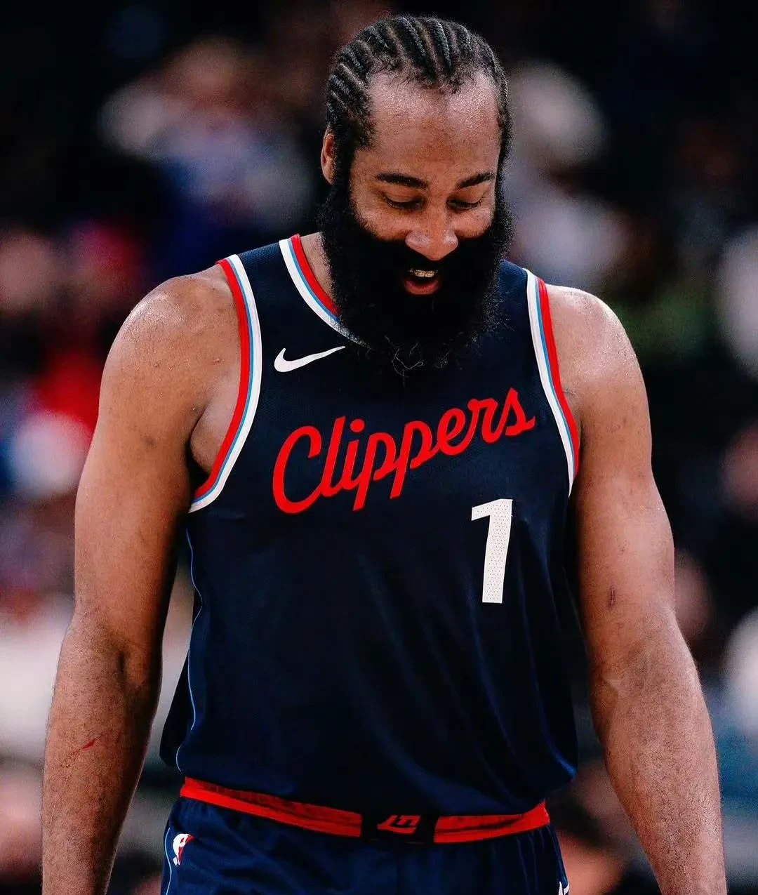 雷速体育-哈登在老鹰比赛中大胜，高光表现引发热议！的简单介绍