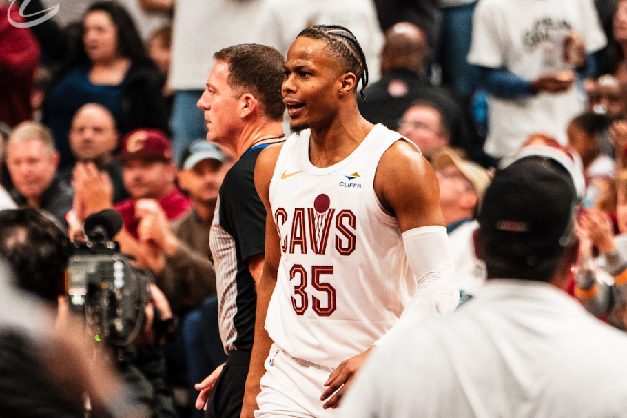 雷速直播-关于Ming在瑞士队比赛中惊险取胜，精彩发挥引发热议！的信息